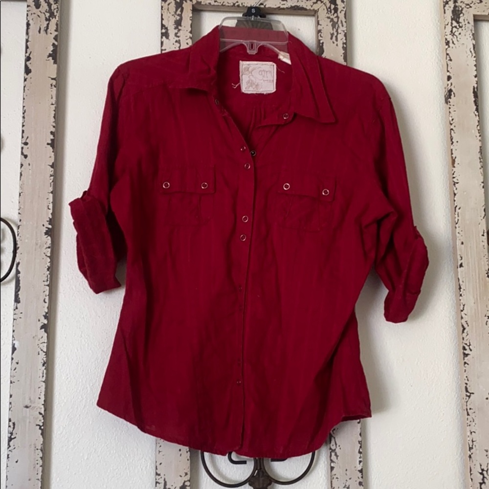 Three quarter length button up